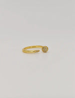 Close-up of pavé stone tips on dual-tone rings