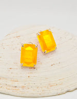 yellow_stud_earrings_gemstone_gold_frame_trendy_clean_girl_jewellery