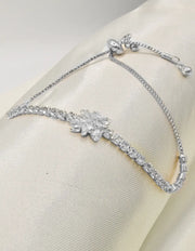 radiant_blossom_happy_face_bracelet_floral_centerpiece_with_canadian_minimalist_style