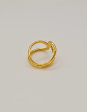 Golden Infinity Pinky Ring – Minimalist Montreal Jewellery
