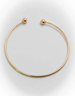 Close-up of adjustable heart bracelet in 18K gold plating