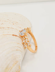 aurora_glow_adjustable_crown_ring_for_gift_presentation