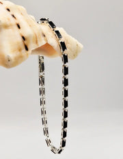 sleek_silver_chain_bracelet_with_black_rectangular_links_modern_jewelry_canada