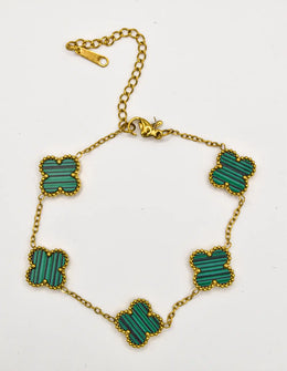 emerald_blossom_four_leaf_bracelet_goden_chain_green_clover_charms_montreal_minimalist_jewelry