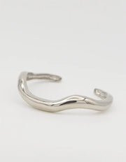 Elegant silver bracelet for women with smooth surface